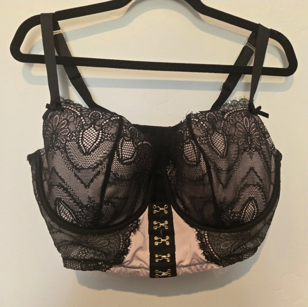 Cacique Lightly Lined Balconette Longline Black Pink Lace Sexy Goth Bra Size 38F